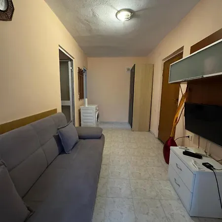 Lindis House Apartment *